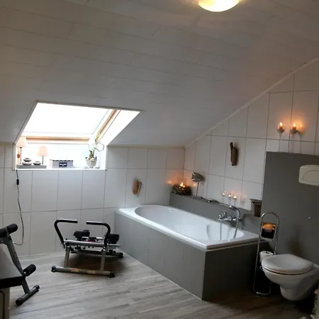 Holiday Rosiere La Petite بيت للعطل *